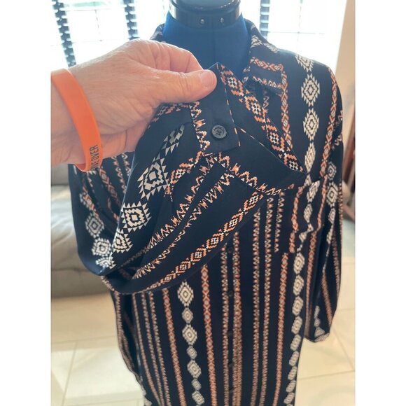 Vintage-Inspired SettleDown 3XL Button-Up Shirt Dress In Geometric Pattern - Picture 7 of 13